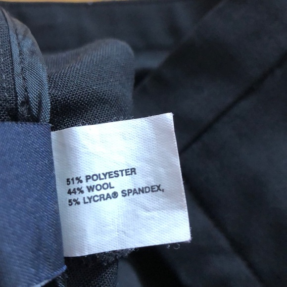 EUC GAP Dress Pants - Picture 6 of 6
